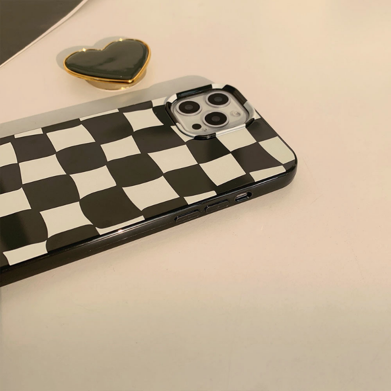 Checkerboard Heart Pop Socket Case