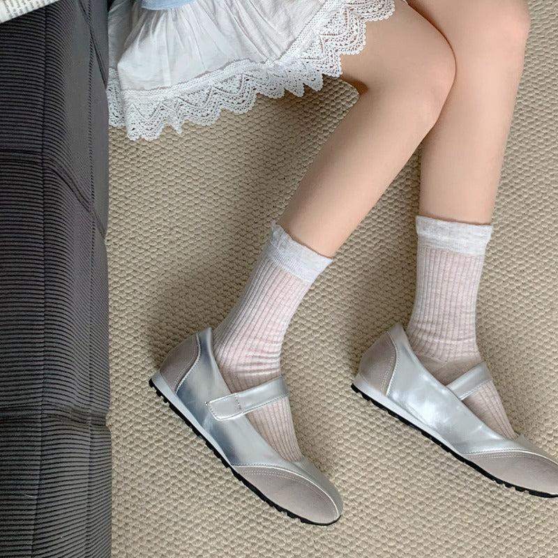 Ribbed Ruffle Top Socks