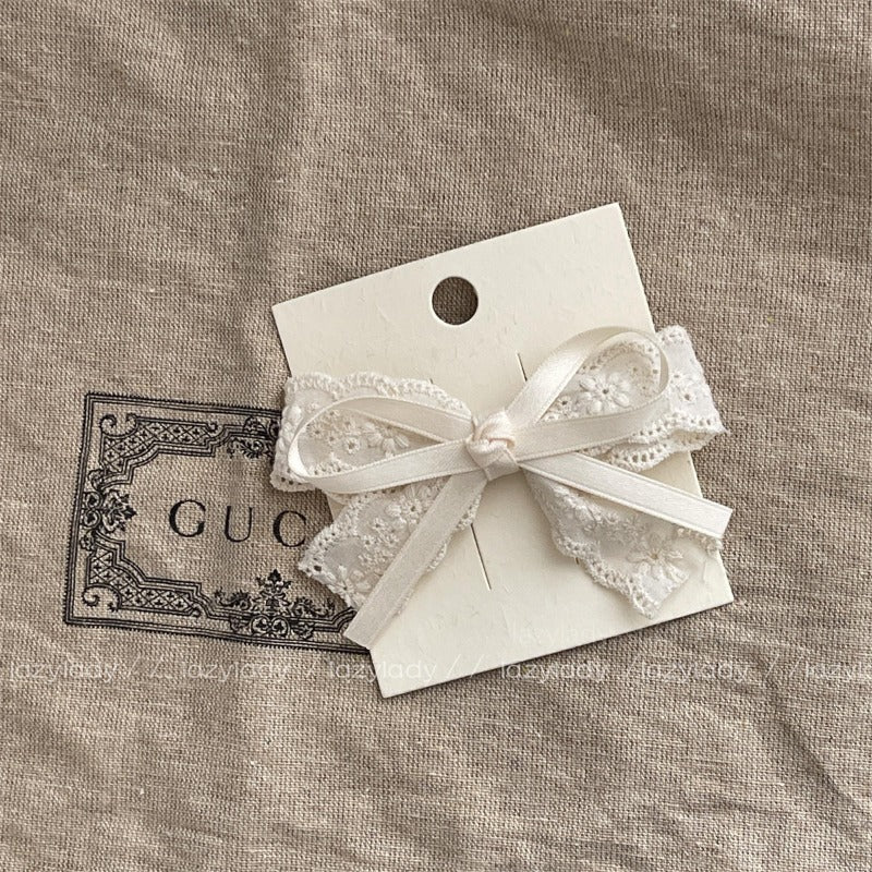 Elegant Lace Pearl Bow Clip