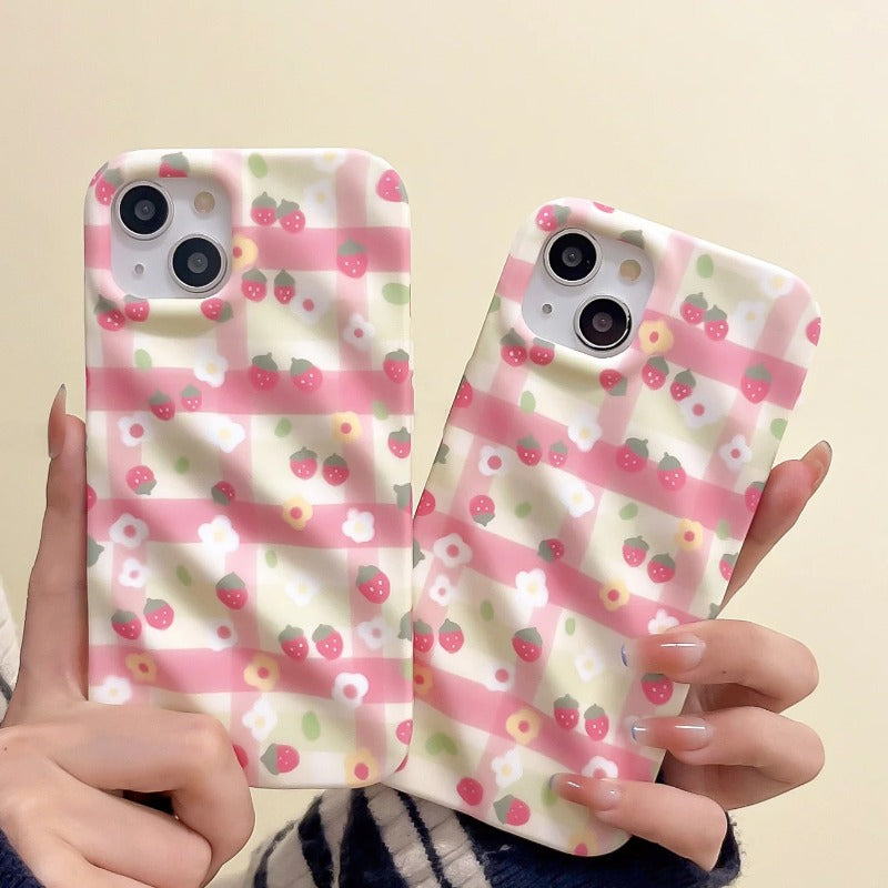 Strawberries Plaid Case