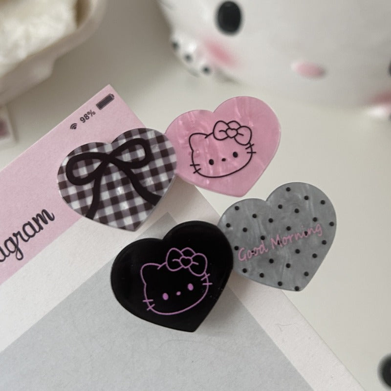 Adorable Hello Kitty Heart Clips