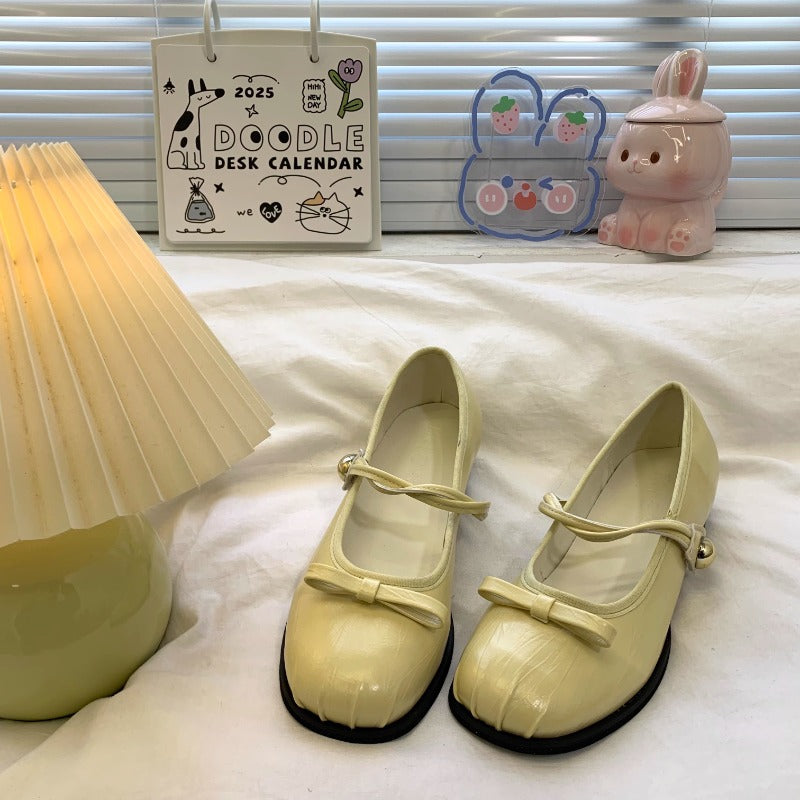 Glossy Bowknot Mary Jane Flats