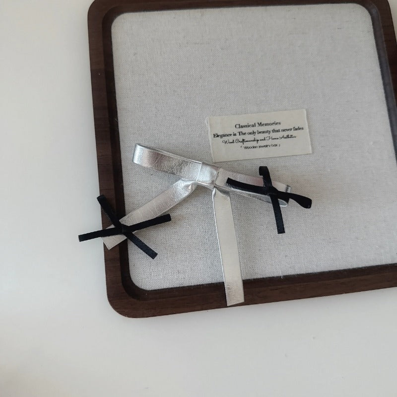 Stylish Floral Hair Claw Set