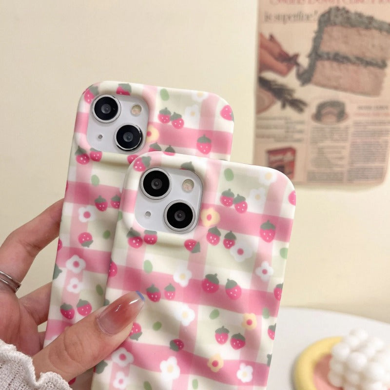 Strawberries Plaid Case