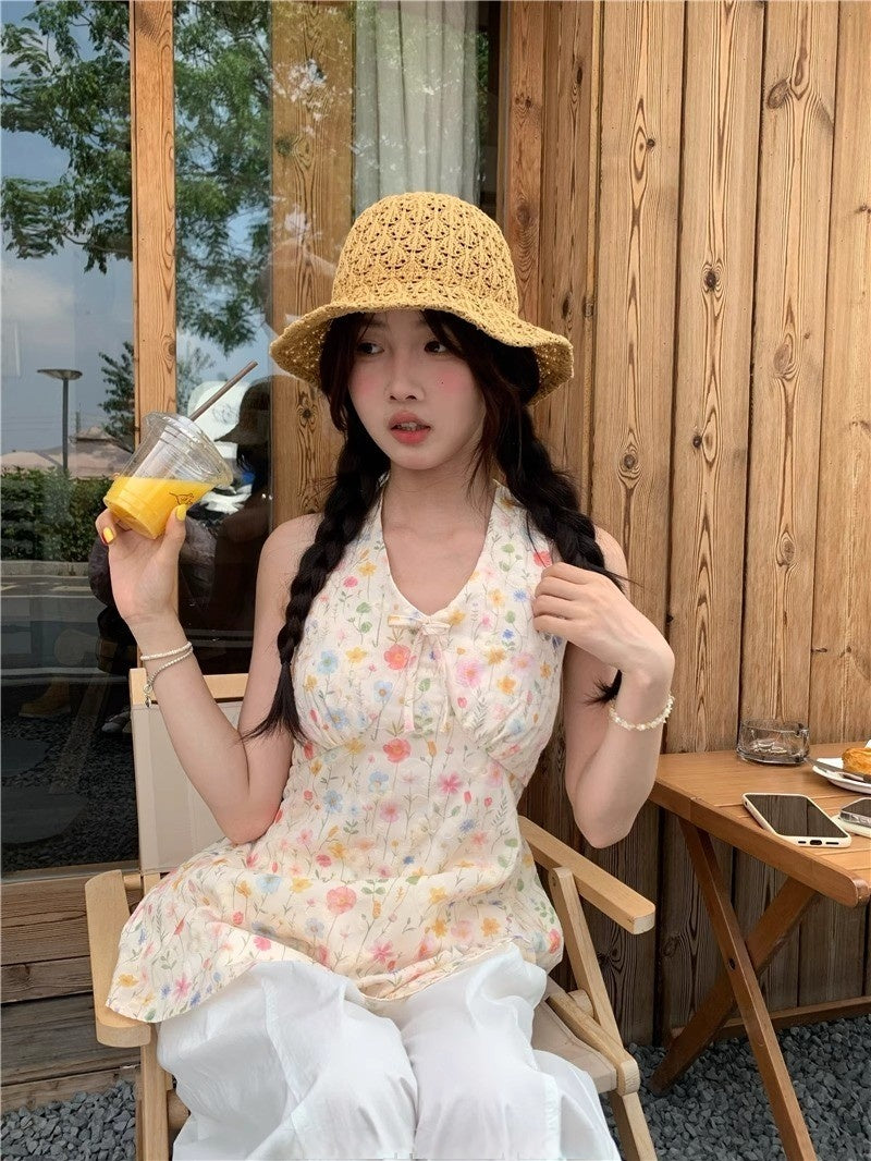 Sani V Neck Halter Floral Top