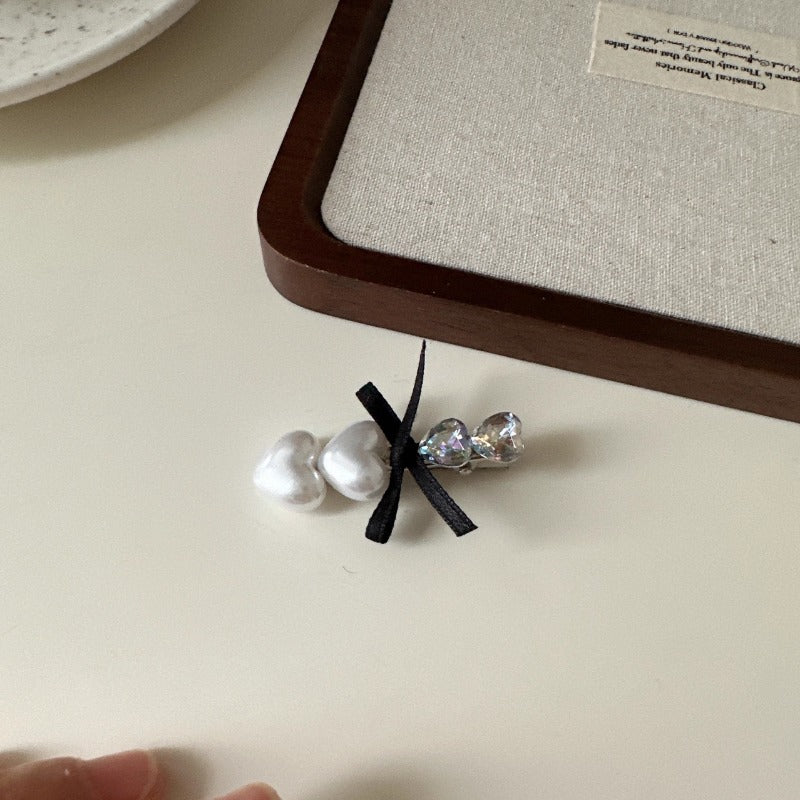 Pearl Heart Bow Clips
