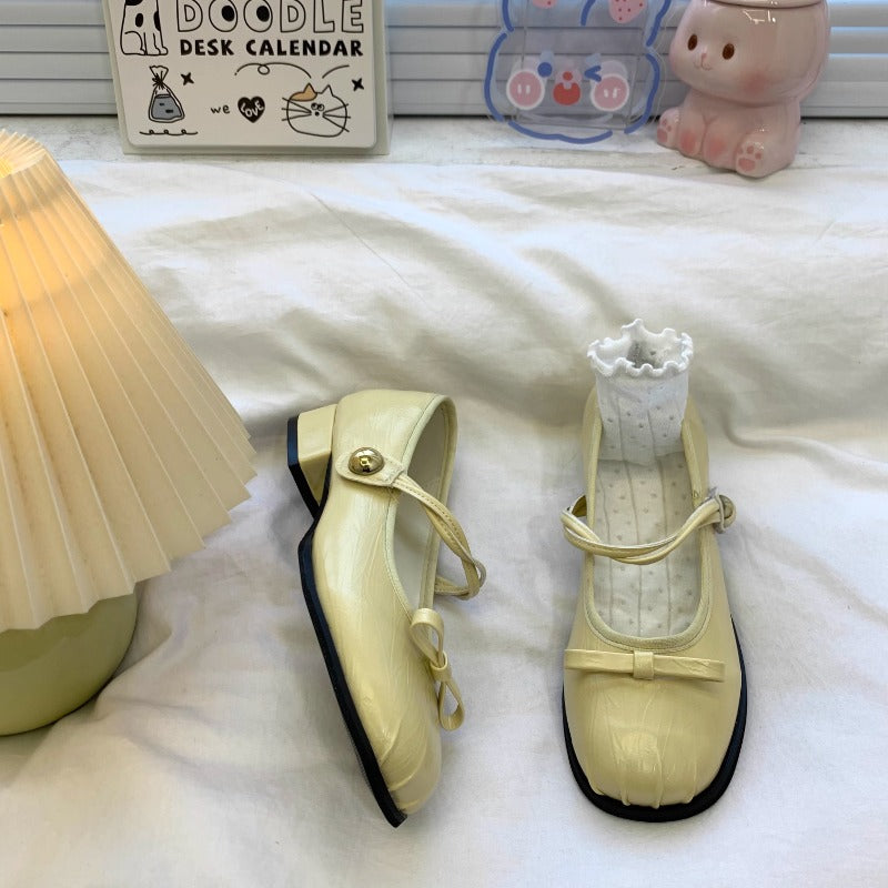 Glossy Bowknot Mary Jane Flats