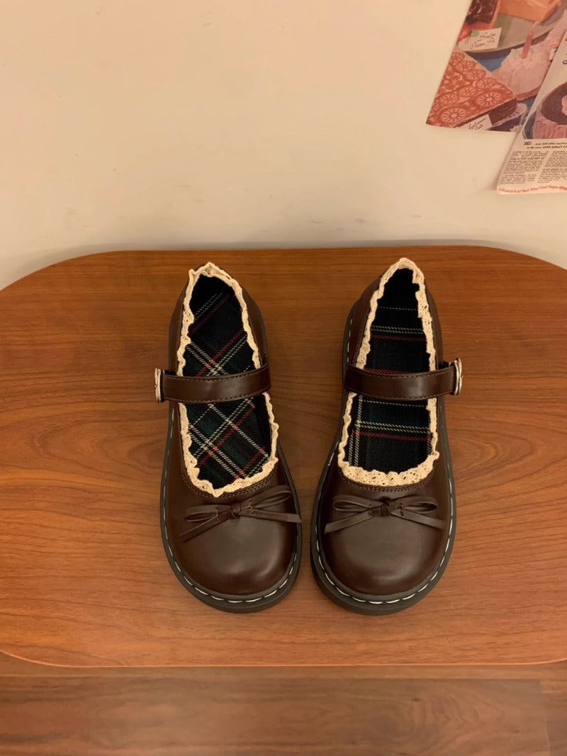 Classic Scalloped Girls' Mary Jane Shoes