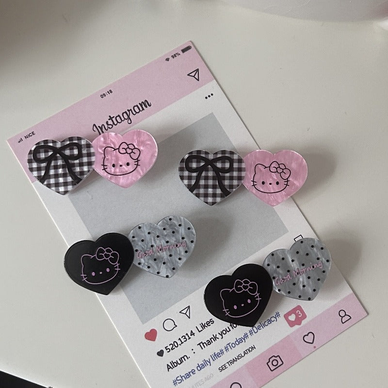 Adorable Hello Kitty Heart Clips