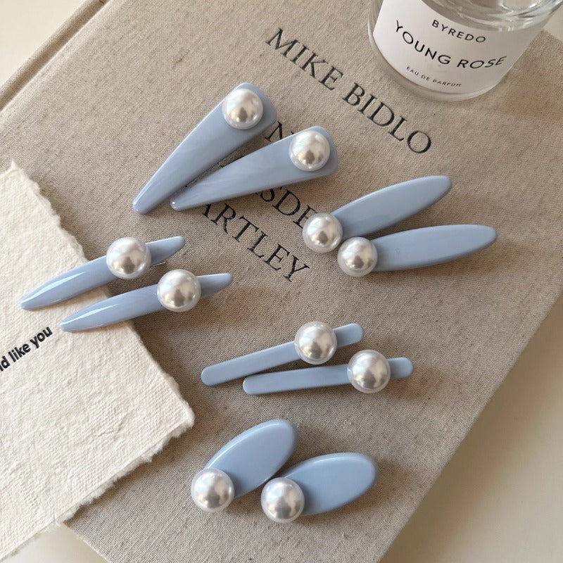 Sky Blue Pearl Clips