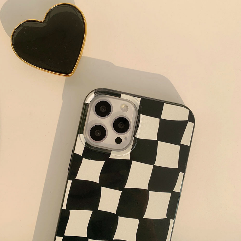 Checkerboard Heart Pop Socket Case