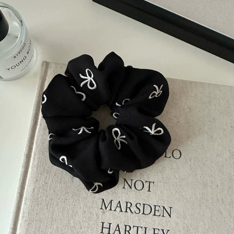 Elegant Bow Knit Crew Hair Clip