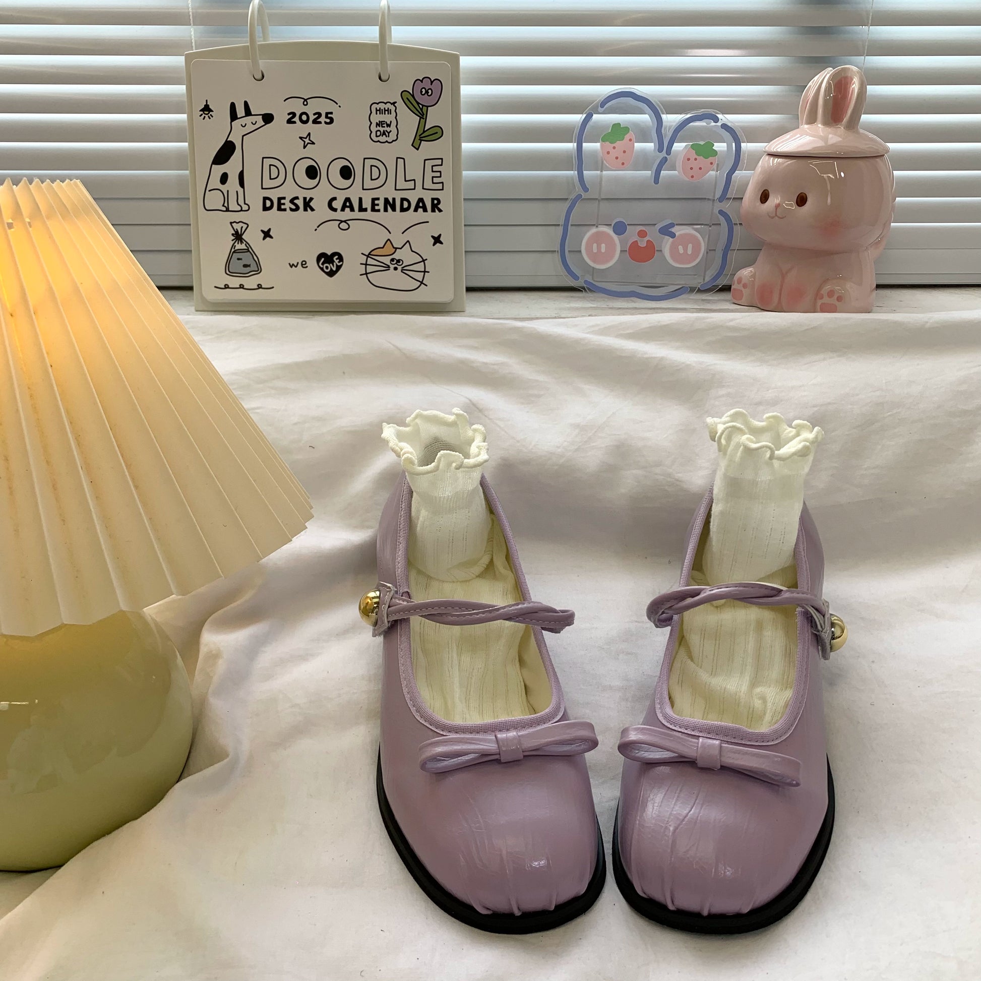 Glossy Bowknot Mary Jane Flats