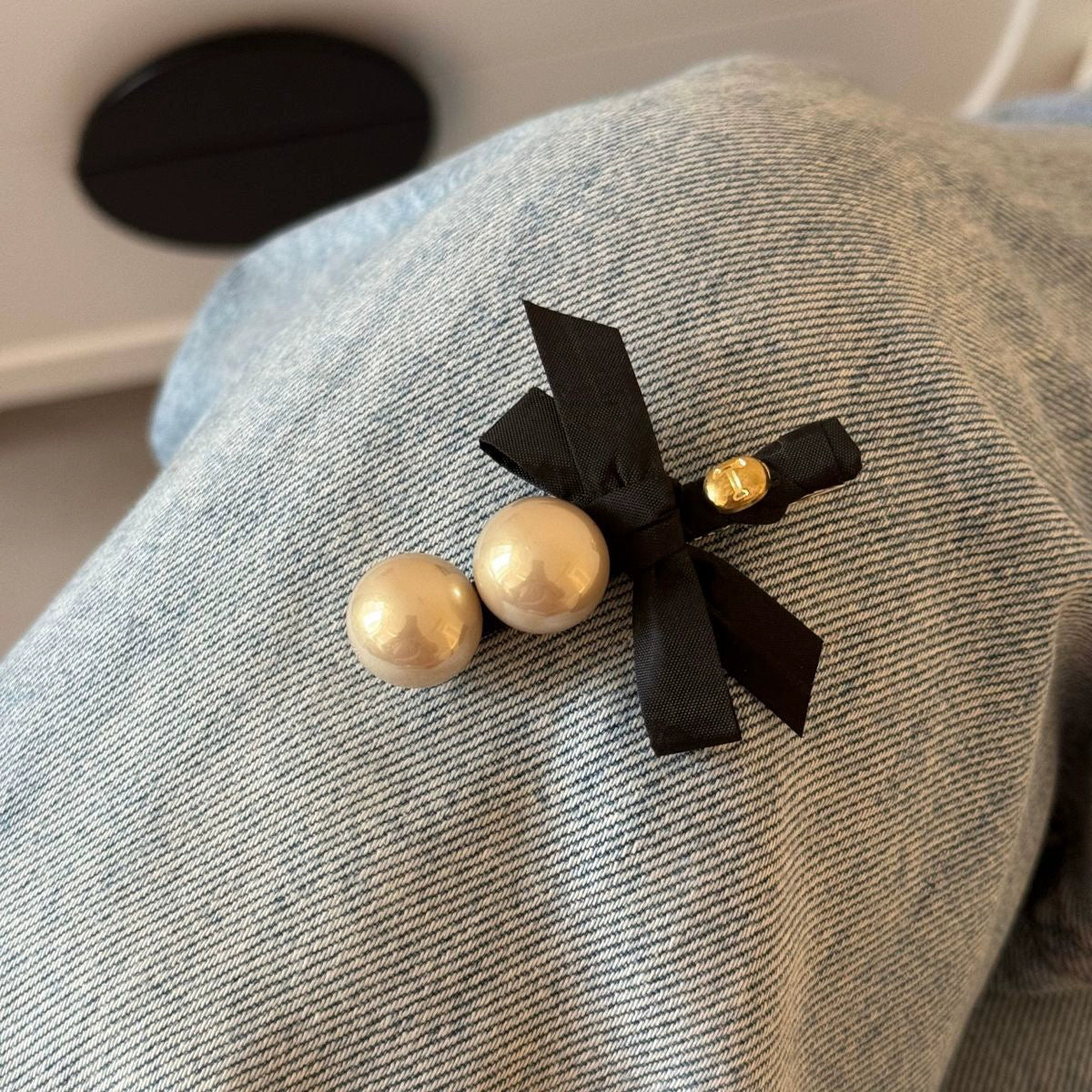 Pearl Ribbon Hair Clip