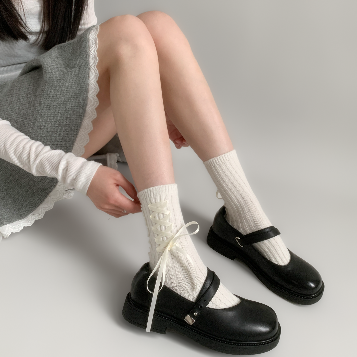Elegant White Cable Knit Lace-Up Socks
