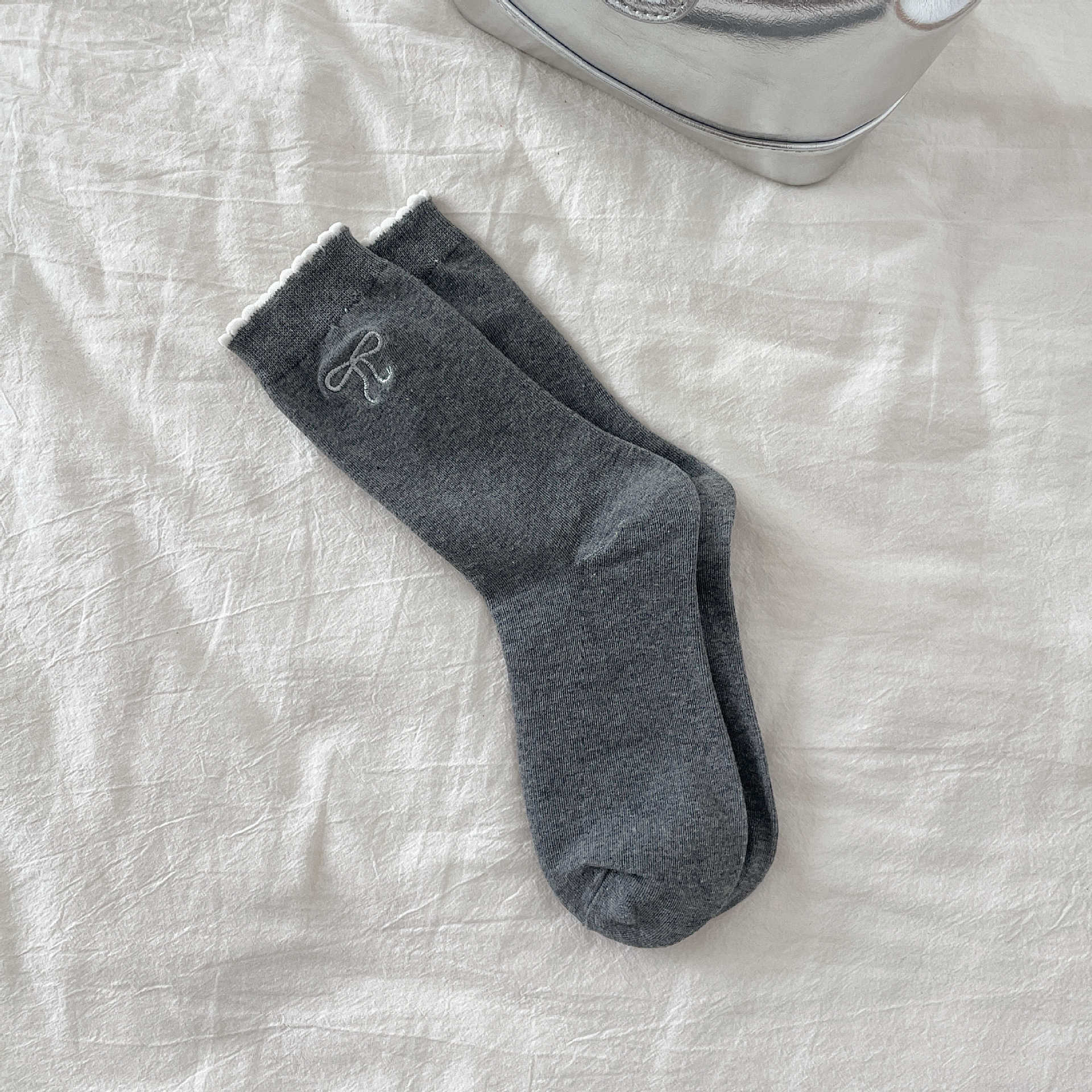 Scalloped Edge Bow Socks