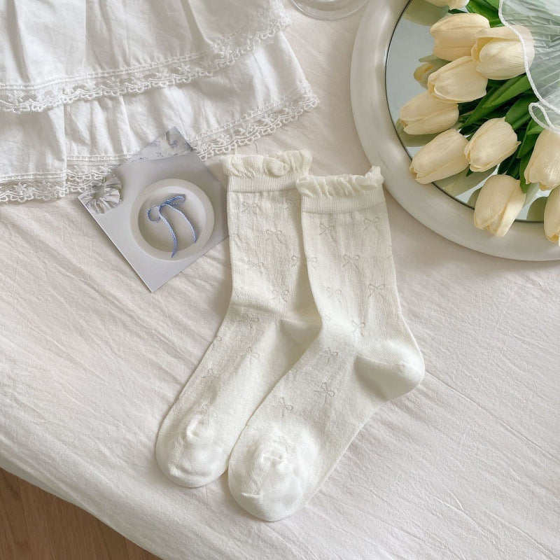 Scalloped Bow Embossed Socks