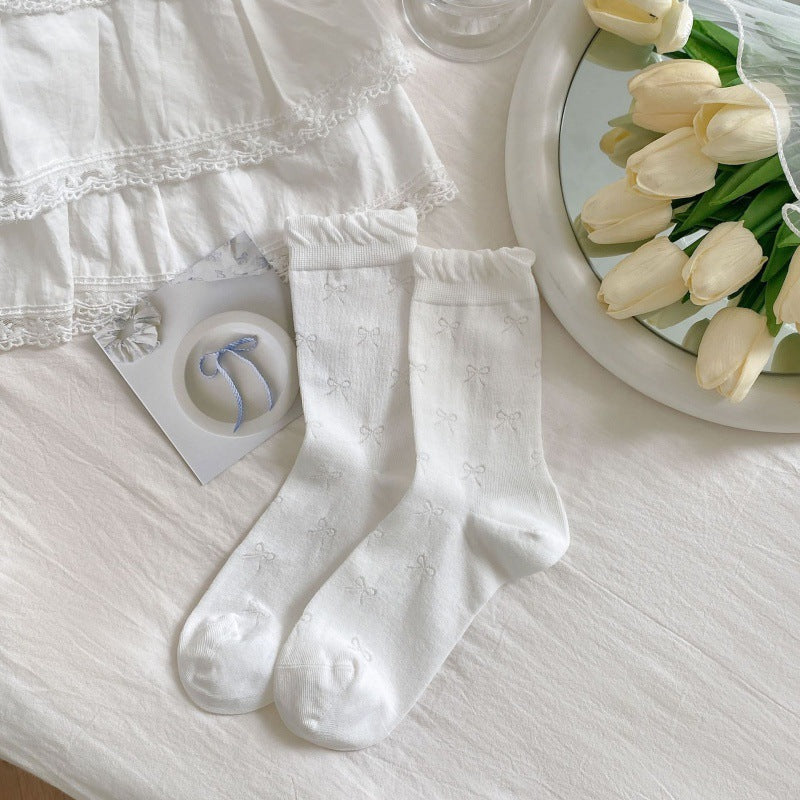 Scalloped Bow Embossed Socks