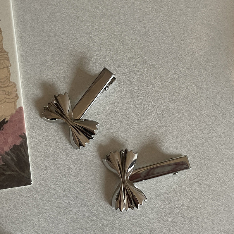 Sleek Shine Abstract Hair Pin