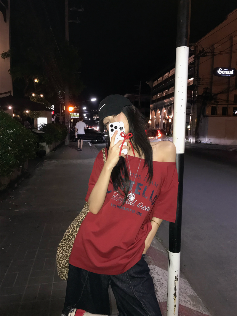 Off Shoulder Oversized Red Tee