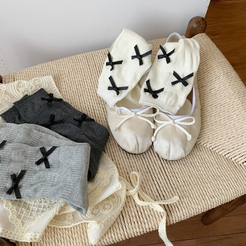 Cozy Bowknot Ribbed Cotton Socks