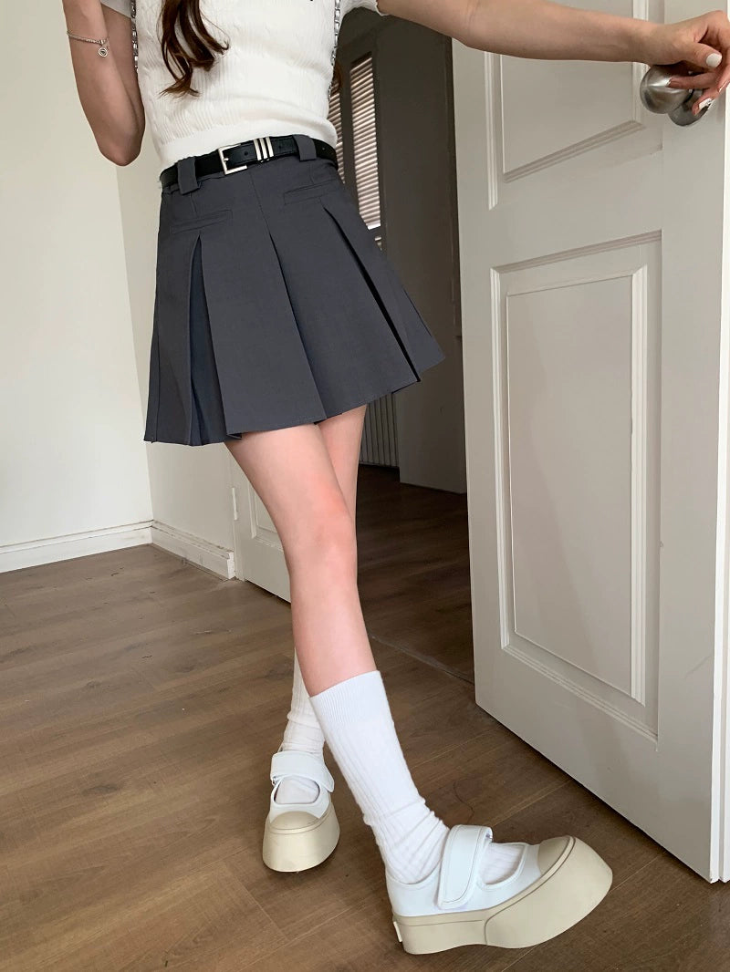 Chic Charcoal Pleated Mini Skirt