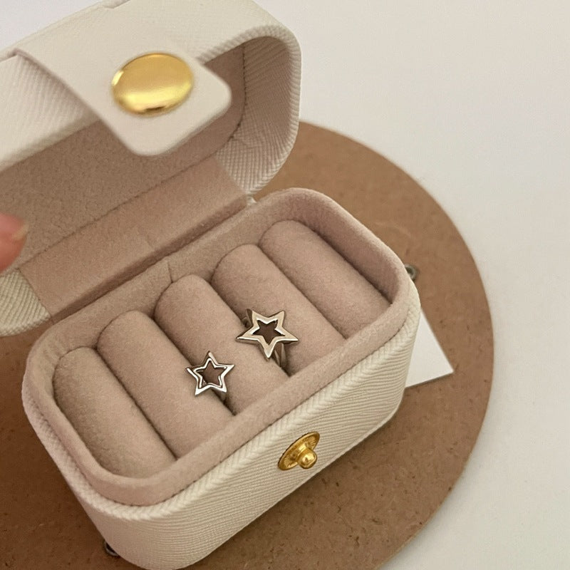 Mini Star Earring