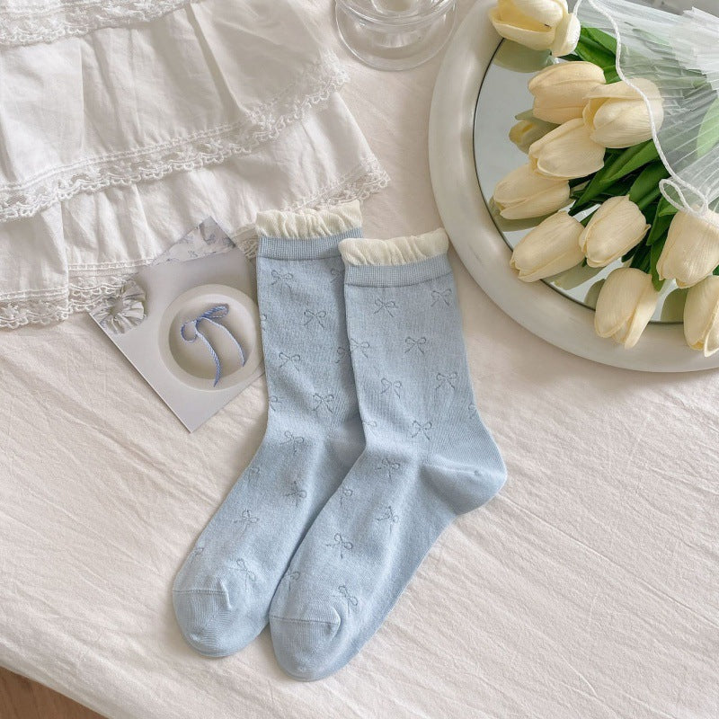 Scalloped Bow Embossed Socks