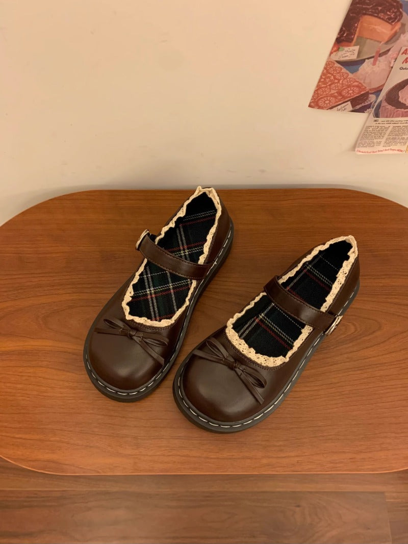 Classic Scalloped Girls' Mary Jane Shoes