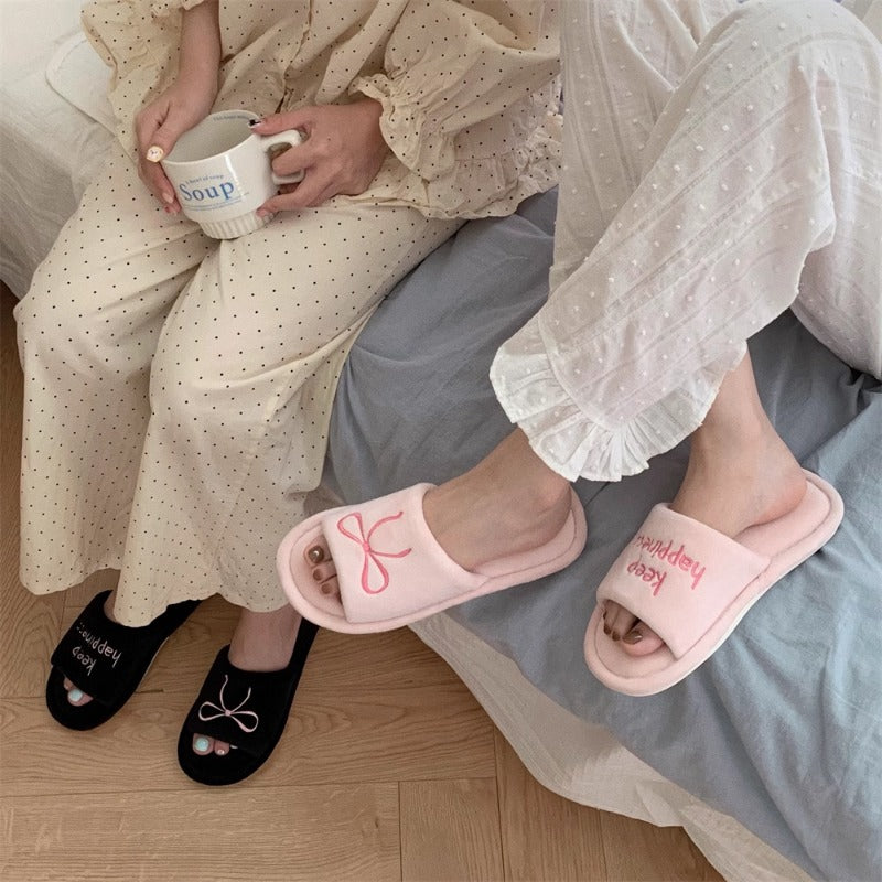 Cozy Slip-On Slippers with Comfort