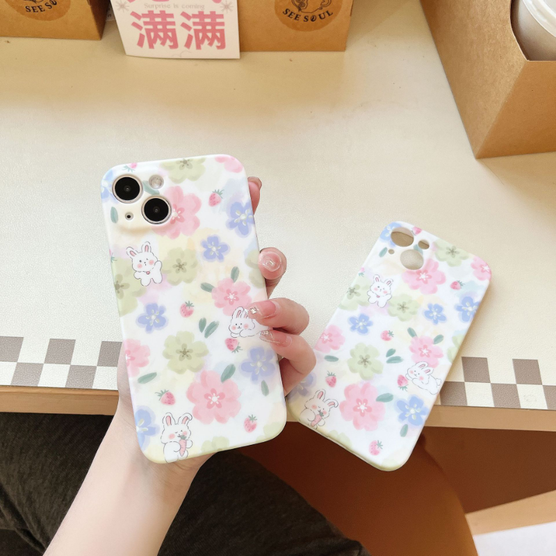 Oilpaint Bunny Floral Case