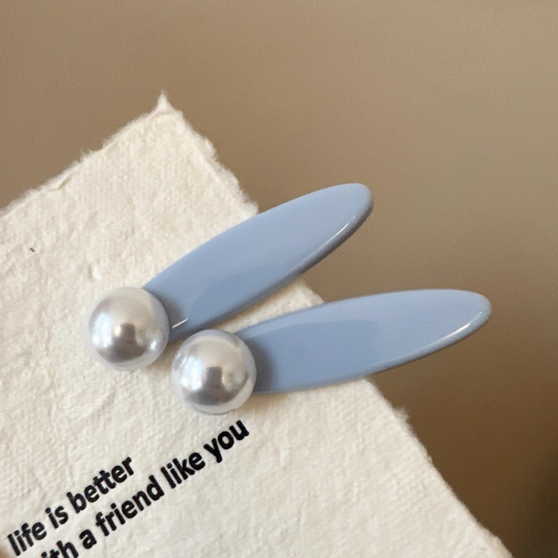 Sky Blue Pearl Clips