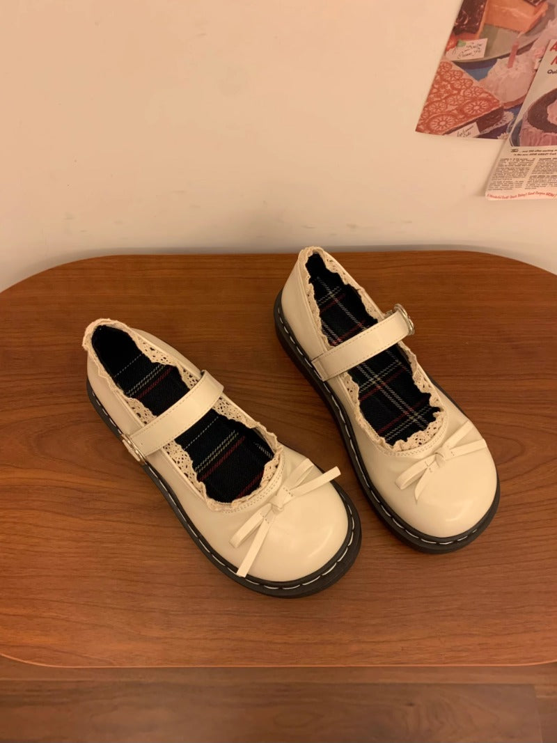 Classic Scalloped Girls' Mary Jane Shoes