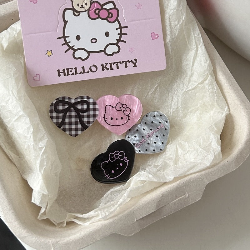 Adorable Hello Kitty Heart Clips