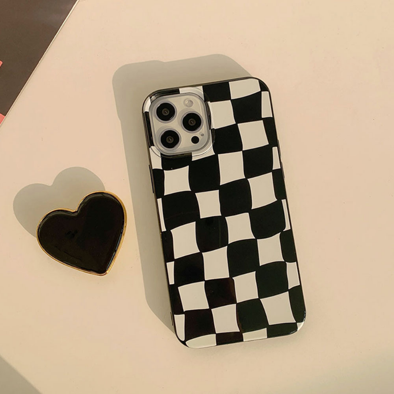 Checkerboard Heart Pop Socket Case