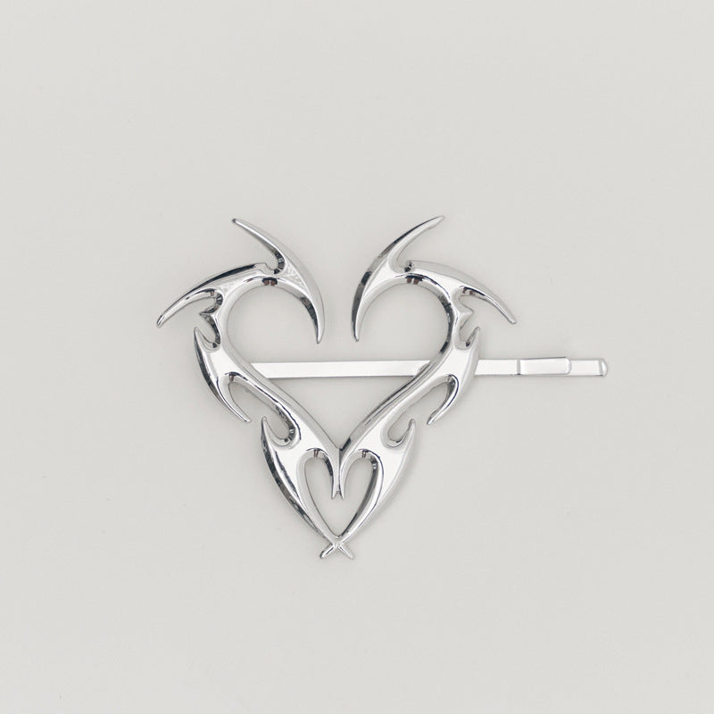 Grunge Heart Clip