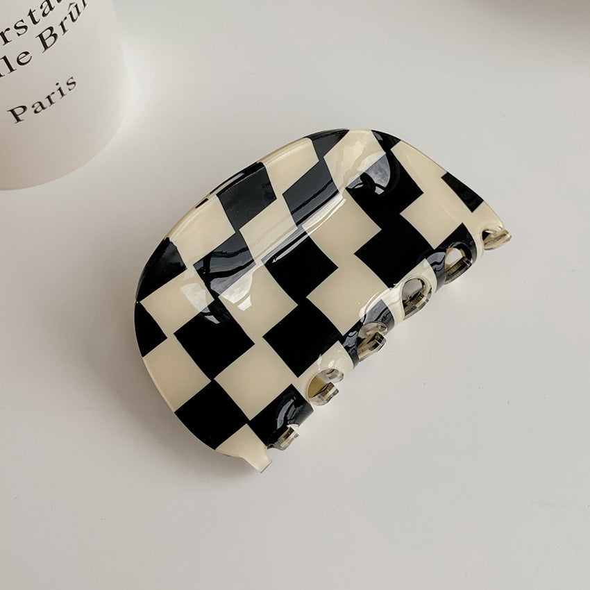 Monochrome Checkered Claw Clip