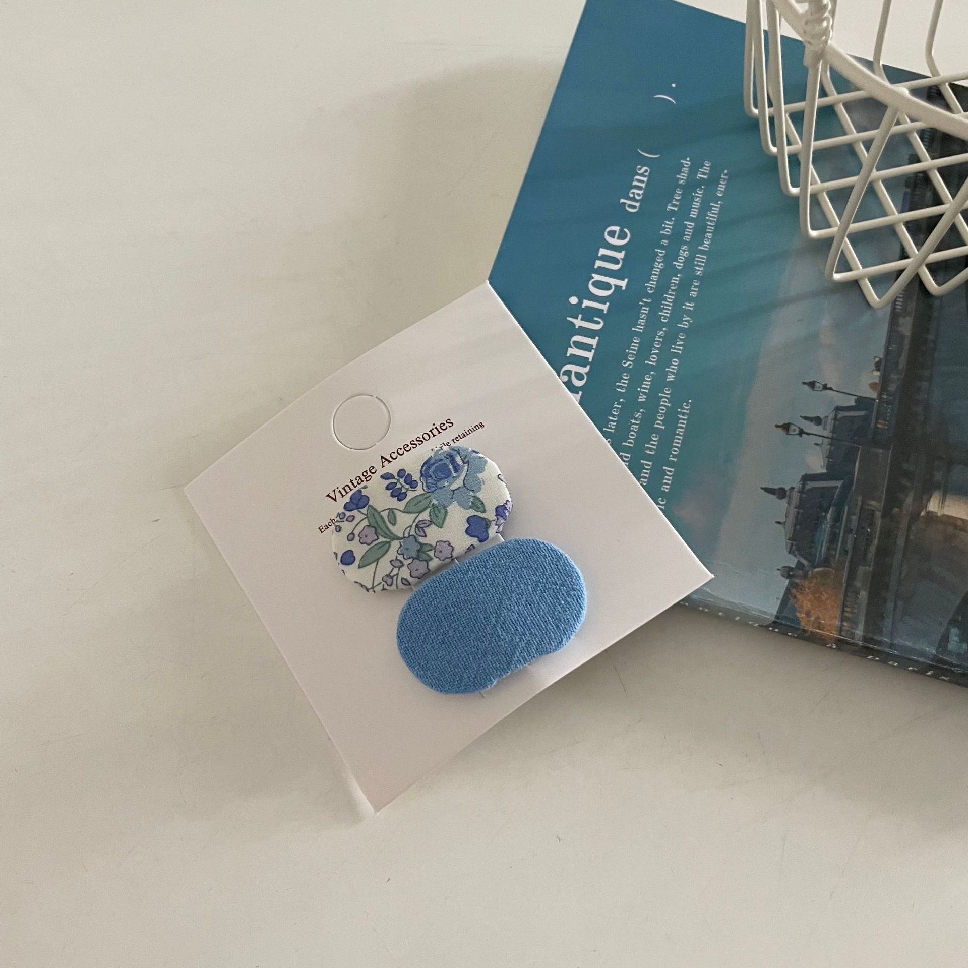 Blue Enthusiastic Hairpin
